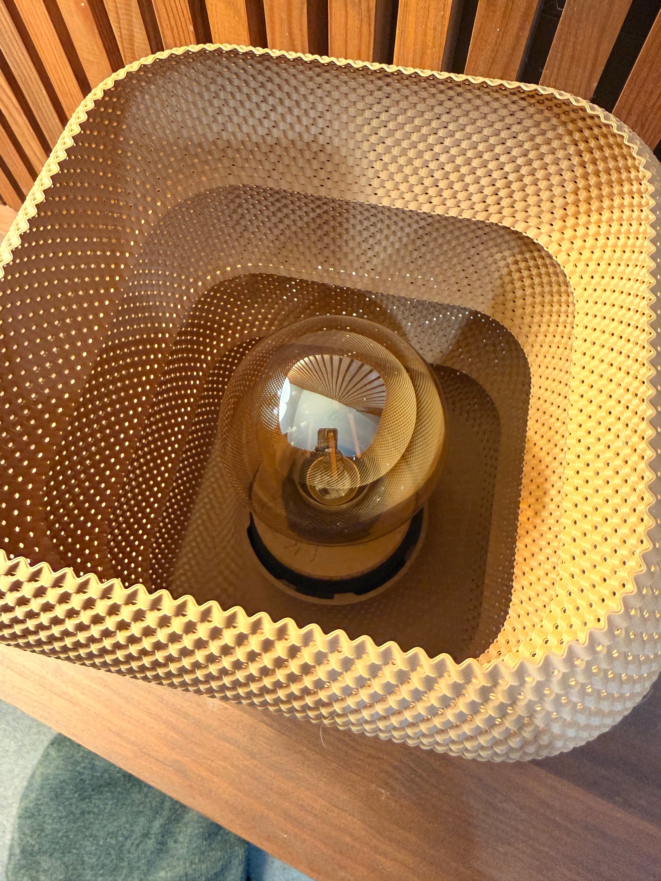COCOON LIGHT - WOOD